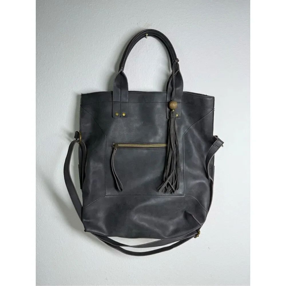 T-Shirt & Jeans Faux Leather Shoulder Bag Tote Gray Tassel Trim